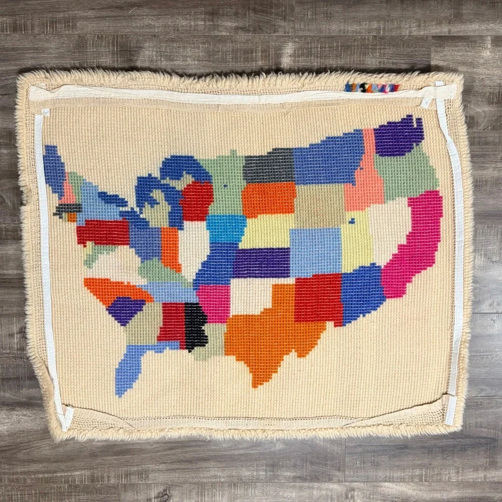 Vintage Handmade Latch Hook Rug USA Map Colorful Folk Art Wall Hanging 36x31